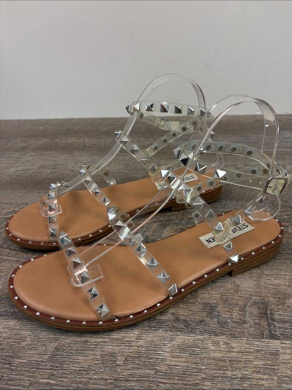 Steve Madden Travel Clear Studded Gladiator Flat Sandals Size 7.5M